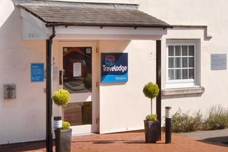 Travelodge Cardiff Airport Barry Exterior photo